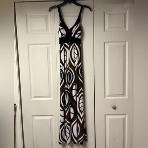 Classic Brown and White Maxi Dress